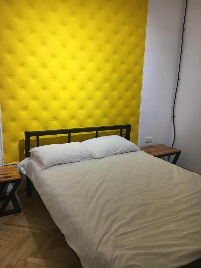 21/9 Baker Street Hostel Λβιβ Εξωτερικό φωτογραφία
