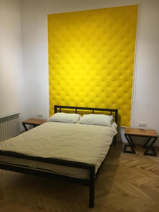 21/9 Baker Street Hostel Λβιβ Εξωτερικό φωτογραφία